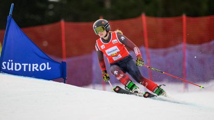 Maiden World Cup wins for Sherret and Mobaerg in Alleghe ski cross