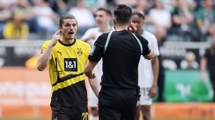 Il VAR toglie un rigore al Dortmund dopo la trasformazione di Sabitzer