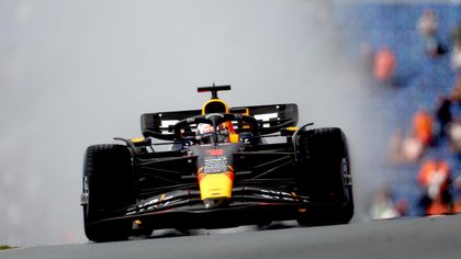 Ultime libere sotto la pioggia: Max inarrestabile, Ferrari ancora male