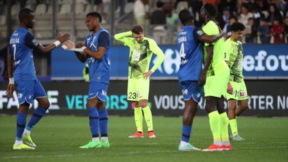 Angers grappille un point à Grenoble et reprend la 2e place à Saint-Etienne