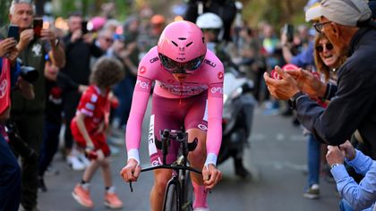 Pogacar storms to astonishing Stage 7 time trial victory to extend GC lead, Thomas slips back