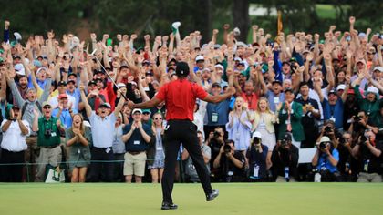 Tiger Woods, il fenomeno che ha portato le folle a seguire il golf