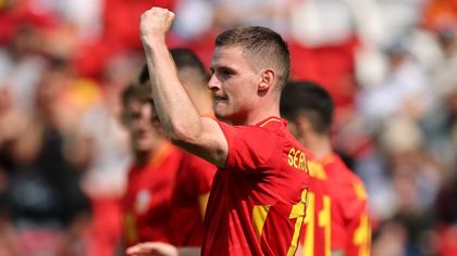 Gomez macht Elfer-Patzer vergessen: Spaniens Siegtor gegen Usbekistan