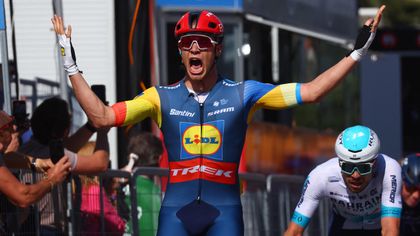 Milan wins Stage 4 with stunning sprint as Ganna foiled, Pogacar keeps pink