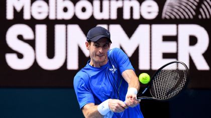 Murray kiesett a nyitókörben, Nadal viszont győzelemmel tért vissza Melbourne-ben