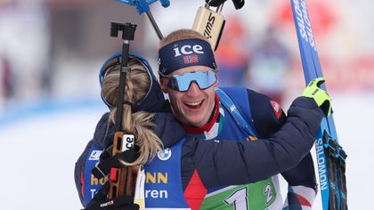 Thinges Boe and Roiseland claim single mixed relay gold