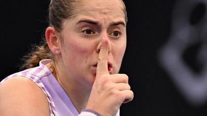 Jelena Ostapenko și-a vărsat nervii pe arbitru în timpul unei înfrângeri dramatice de la Brisbane