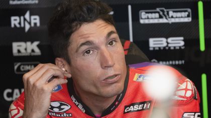 Aleix Espargarò diventa ciclista professionista con la Lidl-Trek