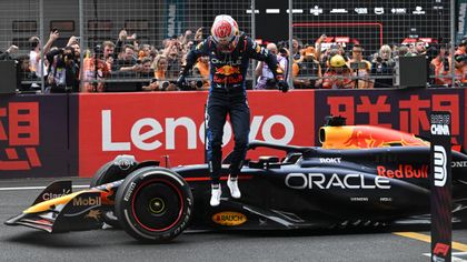 Verstappen simán húzta be a Kínai Nagydíjat, Norris remek versenyzéssel javított