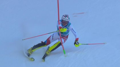 Adelboden | Daniel Yule wint ondanks foutje slalom