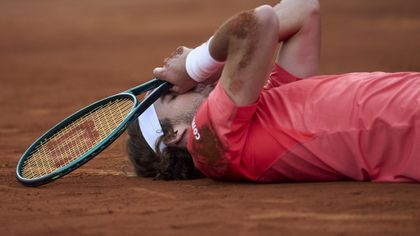 Tsitsipas goes 'over the limit' to beat Diaz Acosta in Barcelona epic