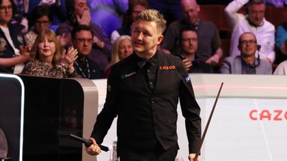 Wilson wins dramatic final frame as Jones fights back in second session at the Crucible