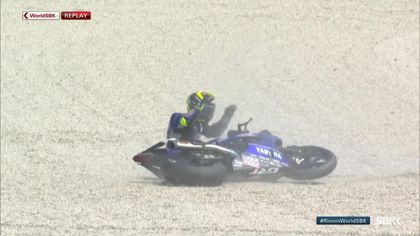 Superbikes Misano, Superpole (2ª carrera): Caída de Sandro Cortese, saltaron chispas a ras de suelo