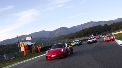 La Gran Parata esalta il Porsche Festival al Mugello