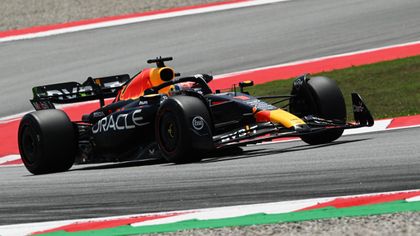 Alonso sexto y Sainz noveno en los Libres 1 de Montmeló; Verstappen, el más rápido