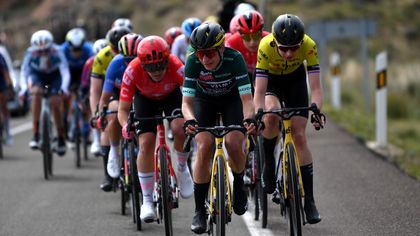 La Vuelta Femenina Stage 5 LIVE - Vos looks to consolidate early lead