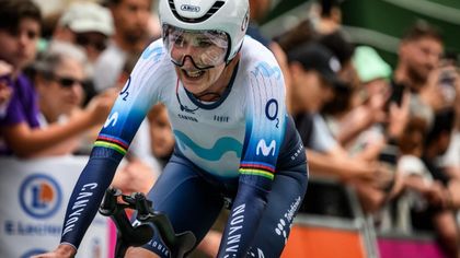 Simac Ladies Tour | Annemiek van Vleuten rijdt laatste kilometers van haar carrière in Arnhem
