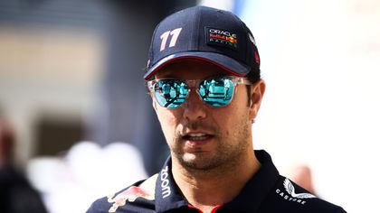 Pérez s'excuse auprès des commissaires "qui n'ont jamais mis les fesses dans une F1"