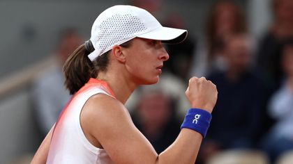 Swiatek not yet 'Queen of Clay' but romps into second round with big win over Jeanjean