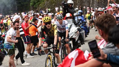 Tour de France | Bekijk in samenvatting hoe Pogacar terugslaat na Aspin en Tourmalet