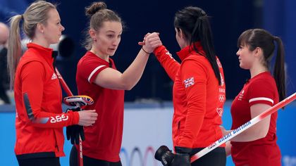 GB keep women’s curling semi-final hopes alive by thrashing Japan