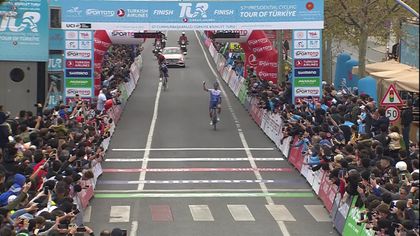 Patrick Bevin se hace con la victoria de etapa y desbanca del liderato a Sepúlveda