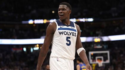 Edwards-inspired Timberwolves beat champions Nuggets in semi-final opener