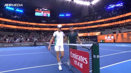 Skrót meczu Carlos Alcaraz – Jannik Sinner w półfinale turnieju ATP w Pekinie