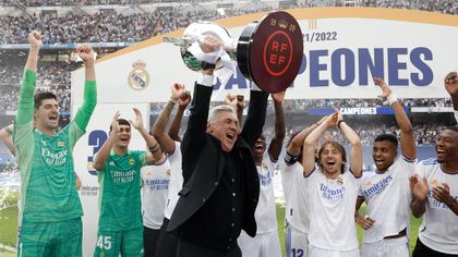 El Real Madrid recibirá la copa de campeón de Liga en dos ocasiones