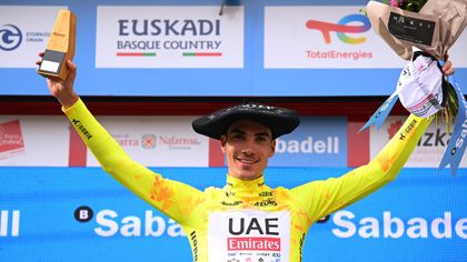 Ayuso llega a la Amstel y Flecha Valona como 'capo' del ciclismo mundial: Subidón en el ranking UCI