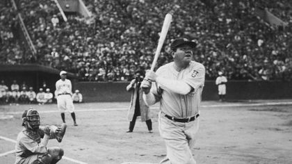 Bâta folosită de Babe Ruth la al 500-lea home run a fost vândută cu un milion de dolari