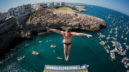 Acestea sunt cele mai periculoase căzături de la Red Bull Cliff Diving World Series, 2020