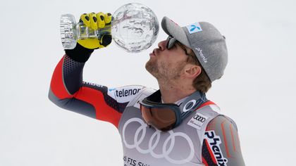 Kilde overcomes nerves to win World Cup downhill title