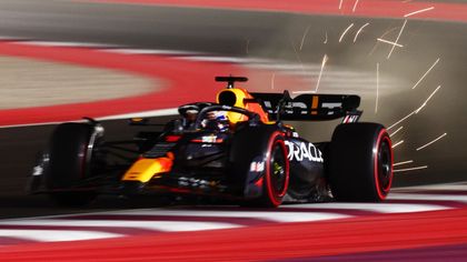 Max Verstappen logra la 'pole' a la espera de coronarse campeón; Alonso saldrá 4º y Sainz 12º