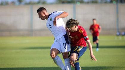 España sub 17-Serbia sub 17: Un empate que les mantiene líderes (1-1)
