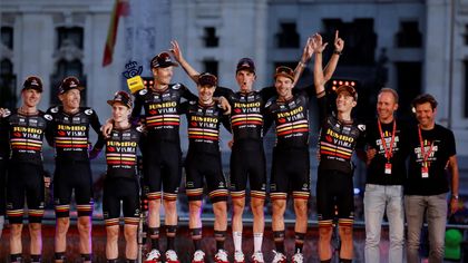 A Jumbo-Visma a Vuelta legjobb csapata - Valter Attila is dobogóra állt Madridban