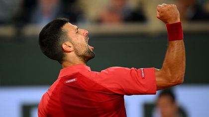 Djokovic holds off Herbert to begin French Open defence with straight-sets win  