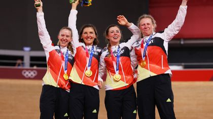 Olympia-Highlights: Gold & Weltrekord für Bahnrad-Vierer in Tokio