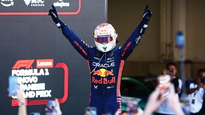 Verstappen győzelmével  világbajnok a Red Bull