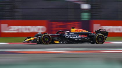 Verstappen a negyedik helyről rajtolva nyerte a szezon első sprintfutamát