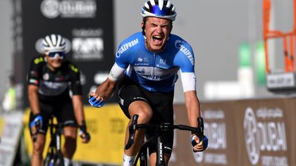 Vacek wins stage six after thrilling finish in Dubai, Pogacar retains lead