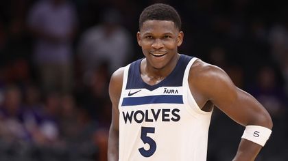 Timberwolves sweep Suns in NBA playoffs, Bucks on brink of first-round exit to Pacers