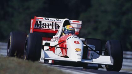 Vettel rende omaggio a Senna: guiderà a Imola la sua vecchia McLaren