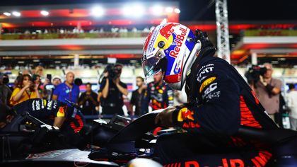 Sprintfutamos második helyével sorozatban harmadszor világbajnok Verstappen