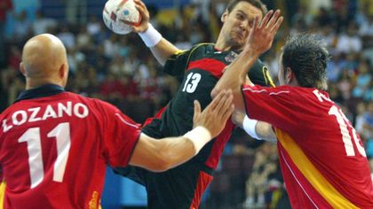 Episches Duell: Deutschland schlägt Spanien in Handball-Krimi 2004