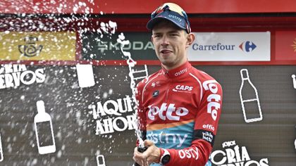 Highlights from Stage 2 of 2023 Vuelta a Espana as Kron wins on rain-hit day