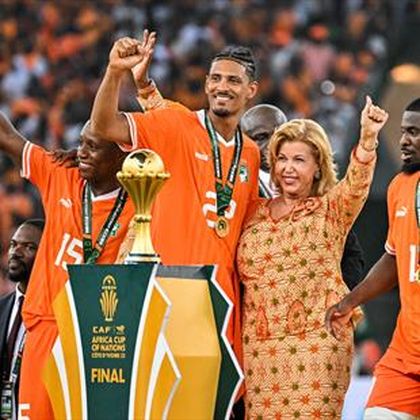 Puma trionfo  orange 2025