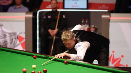 Wilson opens Jones match with 129, first century in first frame of a World final since 1993