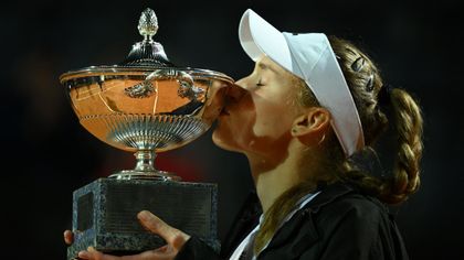 Rybakina wins Italian Open after Kalinina retires injured