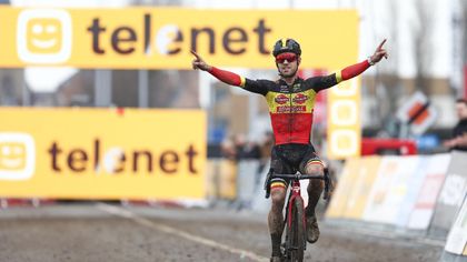 Highlights: Home favourite Iserbyt takes second victory of season at Middelkerke